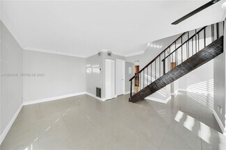 6864 SW 114th Place, Miami, FL 33173