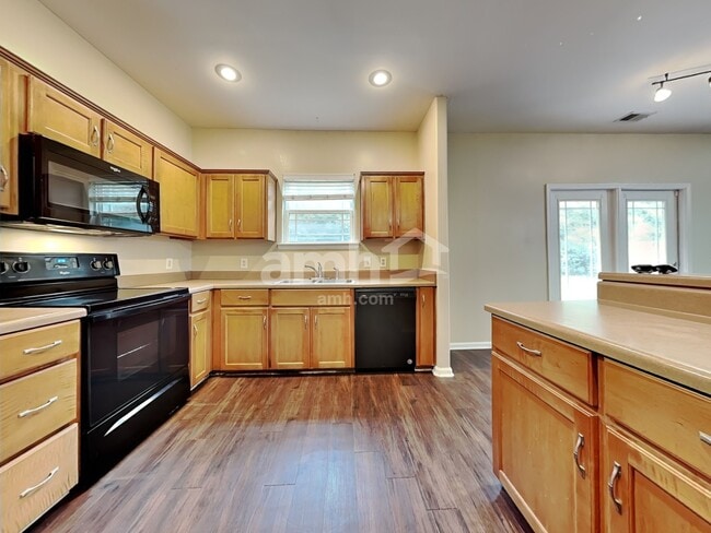 137 Lake House Rd, Pooler, GA 31322 - photo 3