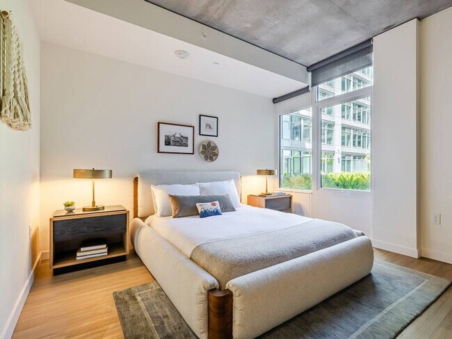 1550 NW Naito Pkwy unit ID1227749P, Portland, OR 97209 - photo 6