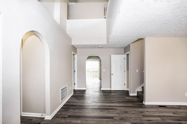 5271 Gobel Dr, Groveport, OH 43125 - photo 5