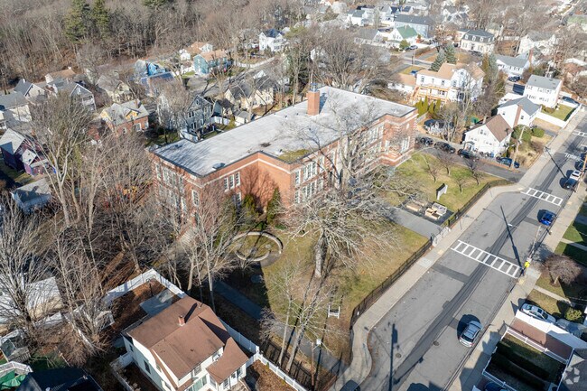 William Channing Elementary School is an elementary school located in Hyde Park.