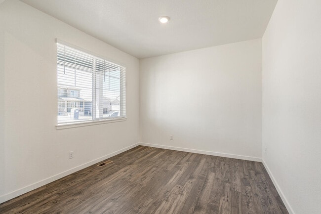 13901 Garnet Dr unit 36210447, Longmont, CO 80504 - photo 5