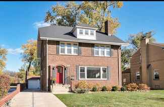 10015 S Longwood Dr Unit Garden, Chicago, IL 60643