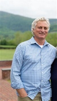Robert (Bob) Hughes
