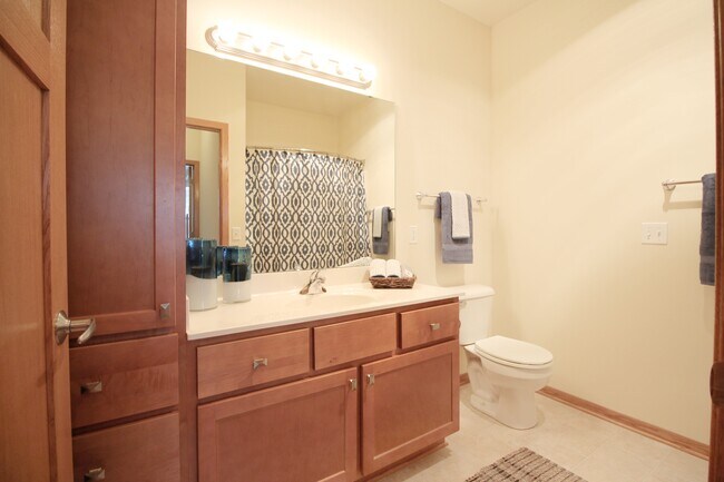 Aspen Hill, Verona, WI 53593 - photo 6