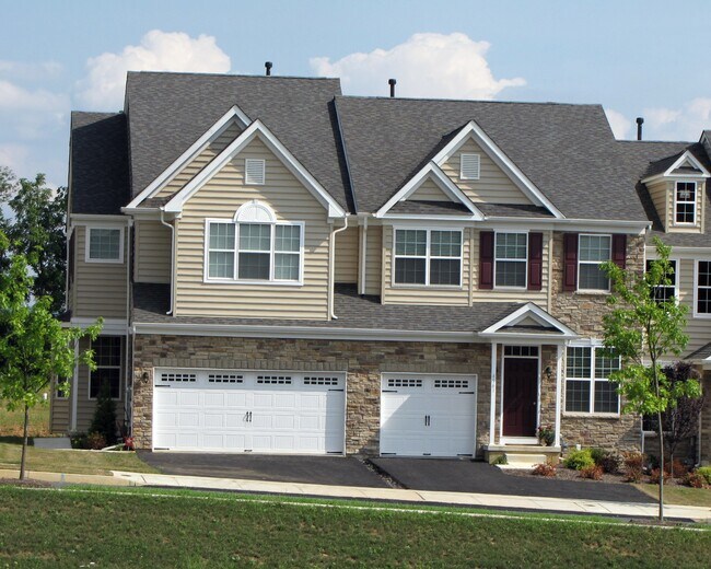 Hidden Meadows exterior - HM 6-7.JPG