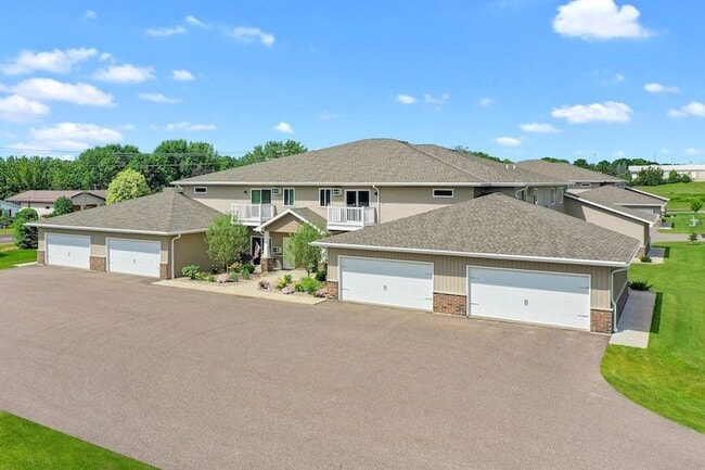 Garden Ridge, Marshfield, WI 54449 - photo 2