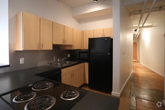 208 N 9th St, Saint Louis, MO 63101