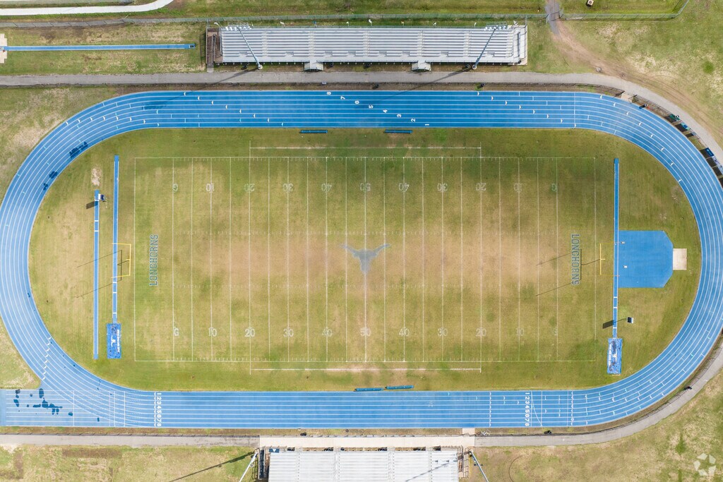 High School, Rankings & Reviews