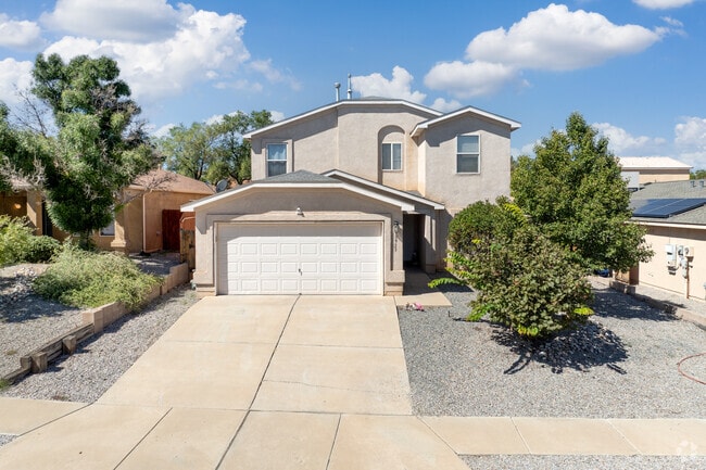 New traditional homes in Stonebridge Pointe blend modern features with classic design.