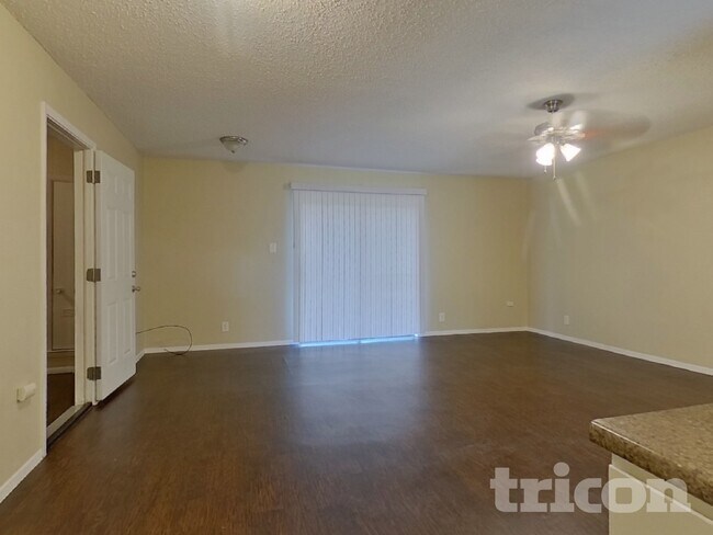 1404 E Park Dr, Mesquite, TX 75149 - photo 4