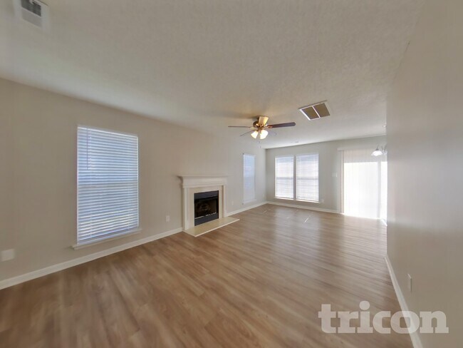 2934 Hawick Commons Dr, Concord, NC 28027 - photo 4