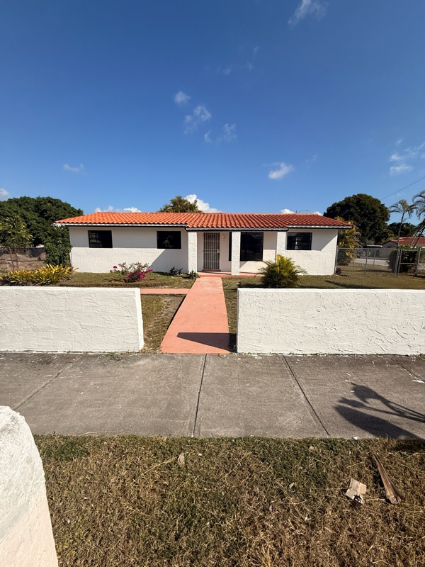 17855 SW 105th Ave, Miami, FL 33157