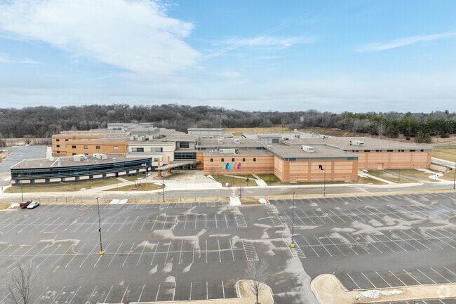 Prior Lake High School has a student-teacher ratio of 23 to 1.