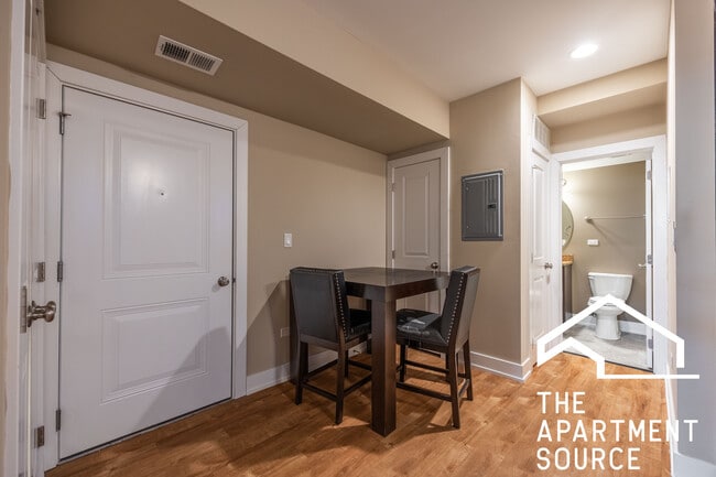 3138 S Indiana Ave unit 206, Chicago, IL 60616 - photo 3