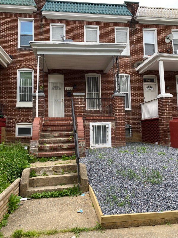 2922 Grantley Ave, Baltimore, MD 21215