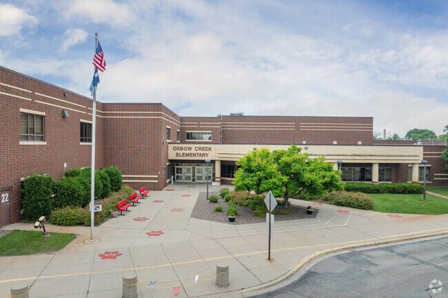 Oxbow Creek Elementary is a highly rated public school with 1,109 students in grades K-5.
