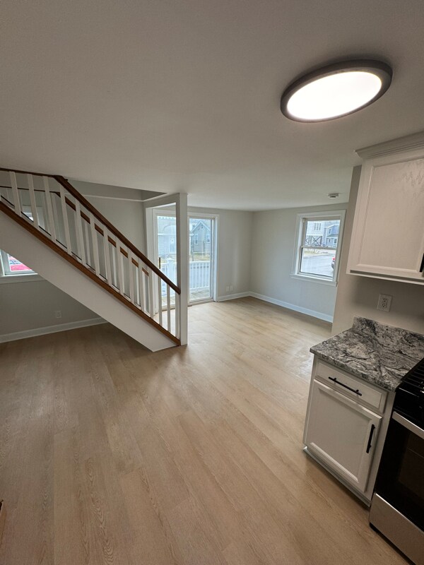 106 Railroad Ave unit 1, Salisbury, MA 01952 - photo 3