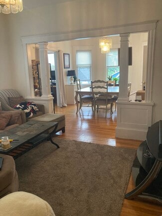 21 Vershire St, Boston, MA 02132