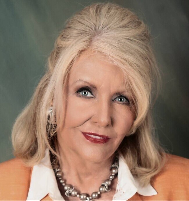 Mary Anne Couch