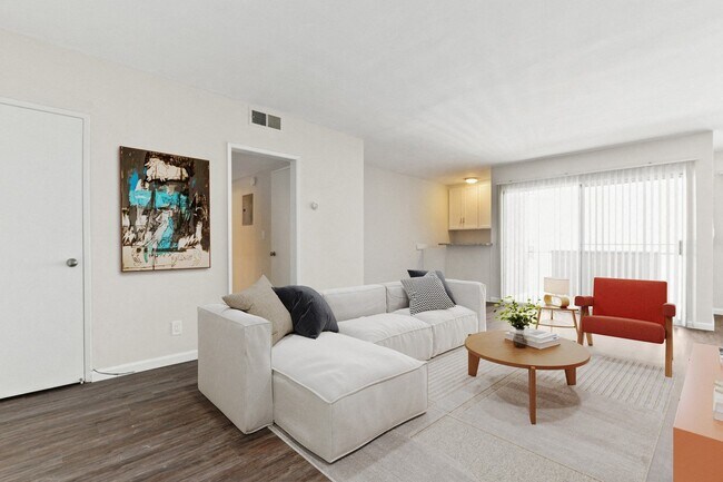 Sherholt, Los Angeles, CA 90048 - photo 5