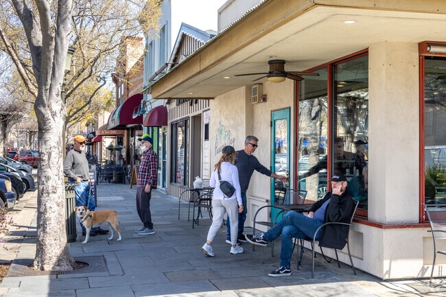 Residents of The Oaks love the easy access to dining and shopping in downtown Livermore.