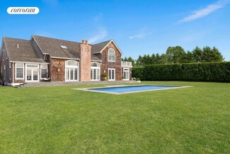 8 Whispering Fields Ct, Water Mill, NY 11976