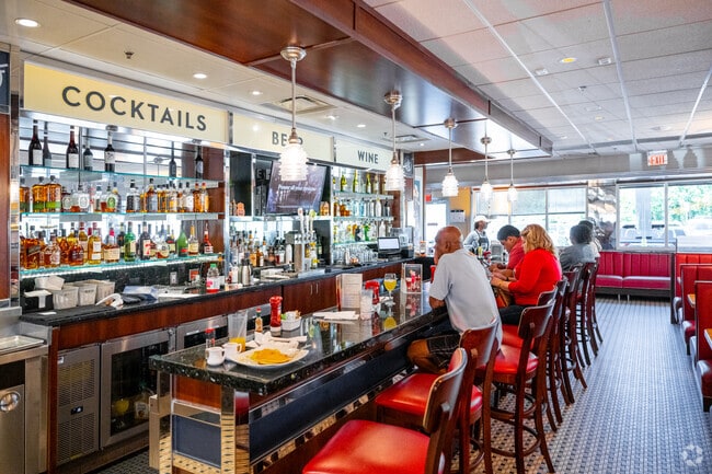 The bar at the Silver Diner in Glenarden, near Greater Landover.