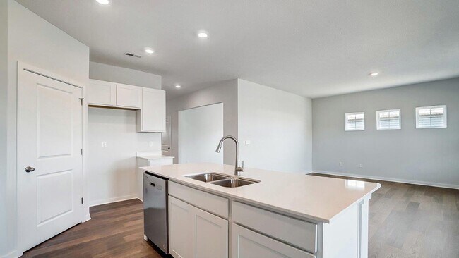 742 Maria Dr, Plain City, OH 43064 - photo 7