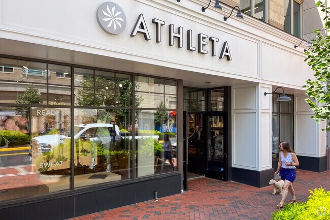 Lake Anne is a short drive to Reston Town Center where there and many shops and restaurants.