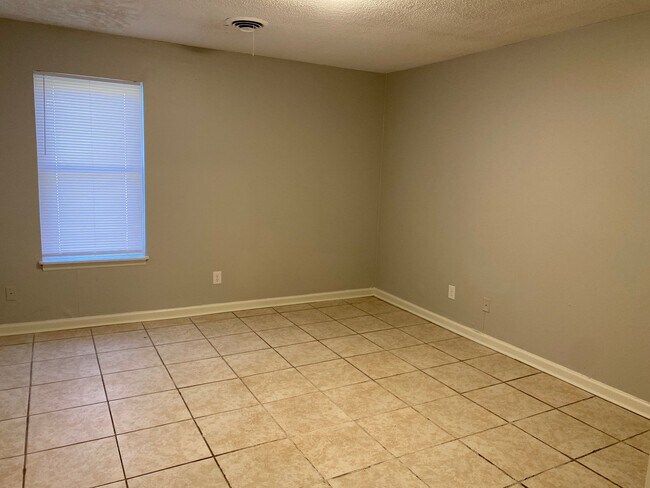 37 Markwest Cove unit L, Jackson, TN 38305 - photo 5