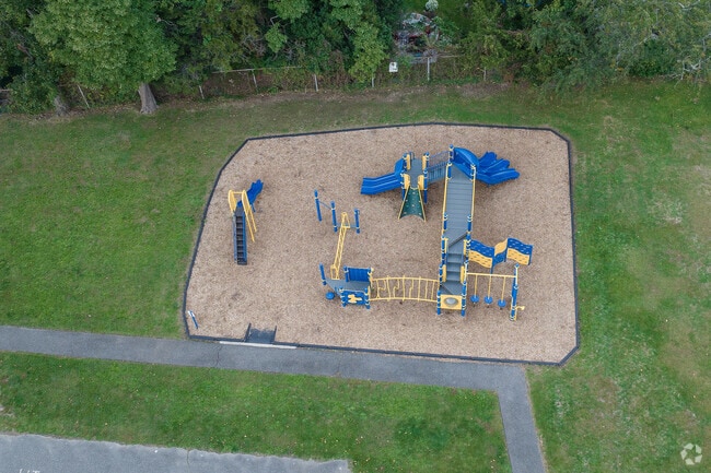 The student population is made up of 44% female students and 56% male students.