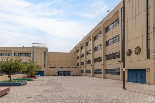 Pelham Lab High School in The Bronx is well known in New York City.