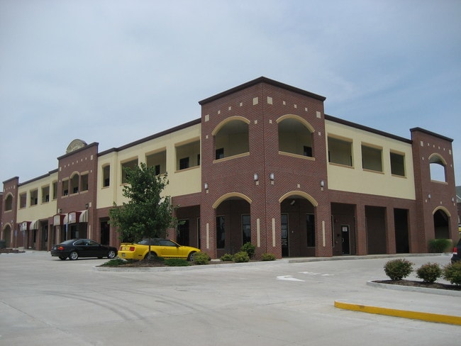 Lofts at Cherry Hill - West Village, Columbia, MO 65203 - photo 7