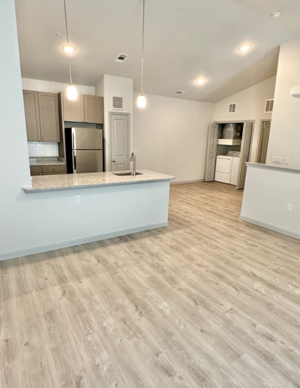 Camden Leander, Leander, TX 78641 - photo 6