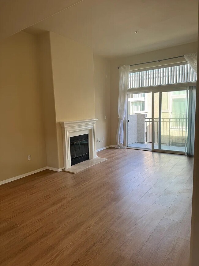 Del Rey Terrace unit 407, Marina Del Rey, CA 90292 - photo 3