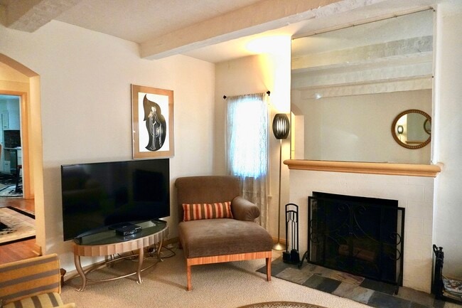 1220 S Woods Ave, Los Angeles, CA 90022 - photo 2