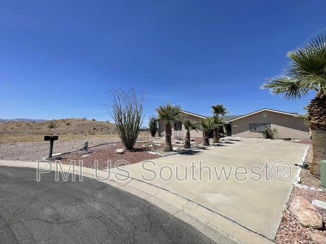 3371 Sharon Ln, Bullhead City, AZ 86429 - photo 2