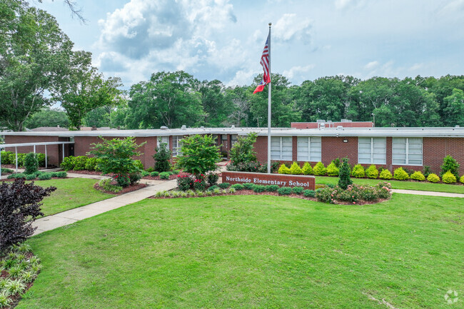 Northside Elementary School enrolls students in grades 2 through 3.
