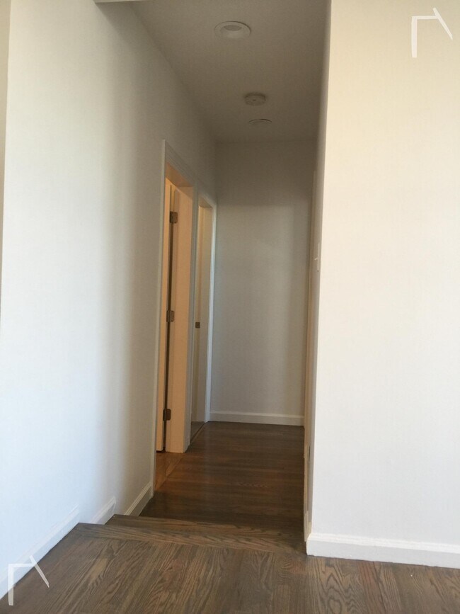 19 Peterborough St unit 22, Boston, MA 02215 - photo 4