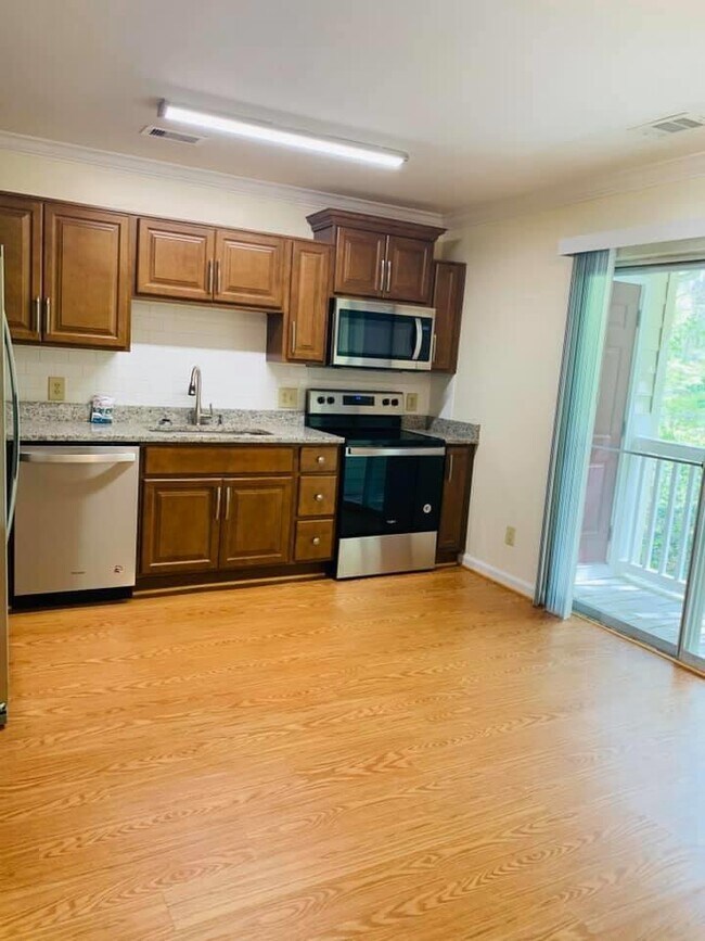 5302 Lane Place Dr, Williamsburg, VA 23188