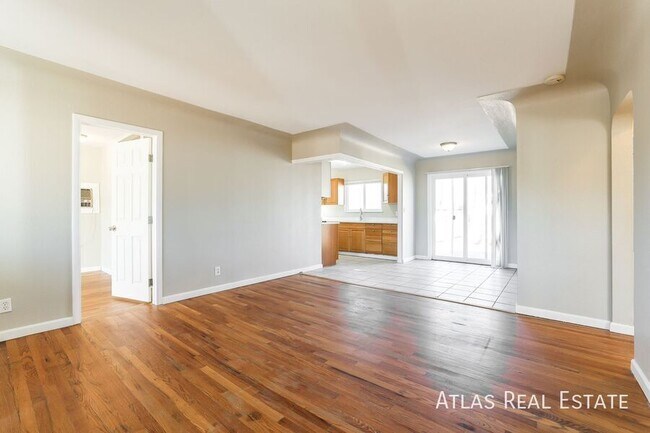 2241 N Moline St, Aurora, CO 80010 - photo 6