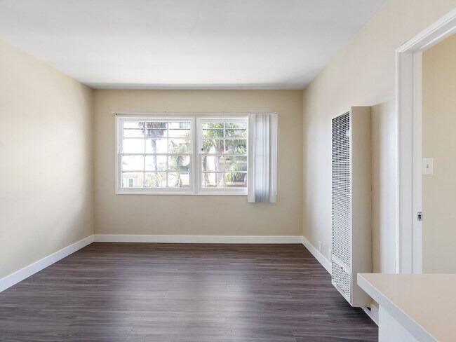 1620 E Appleton St unit 4, Long Beach, CA 90802 - photo 3