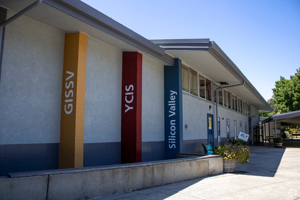 Yew Chung International School of Silicon Valley is located in the Whisman neighborhood.