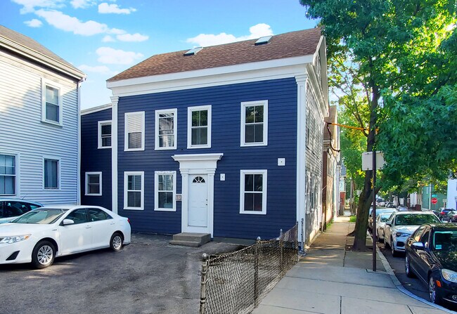 98 Sciarappa St unit 98 Sciarappa Unit B, Cambridge, MA 02141 - photo 2