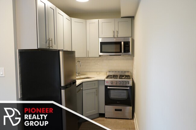 501 W Belmont Ave unit 505-6D, Chicago, IL 60657 - photo 7