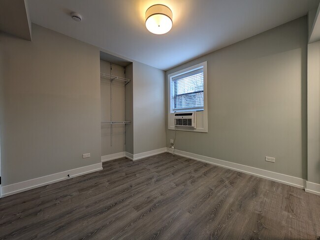 503 W Belmont Ave unit 5I, Chicago, IL 60657 - photo 3
