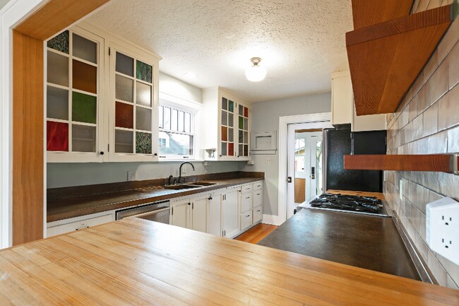 1617 Ronald Ave, Missoula, MT 59801 - photo 6