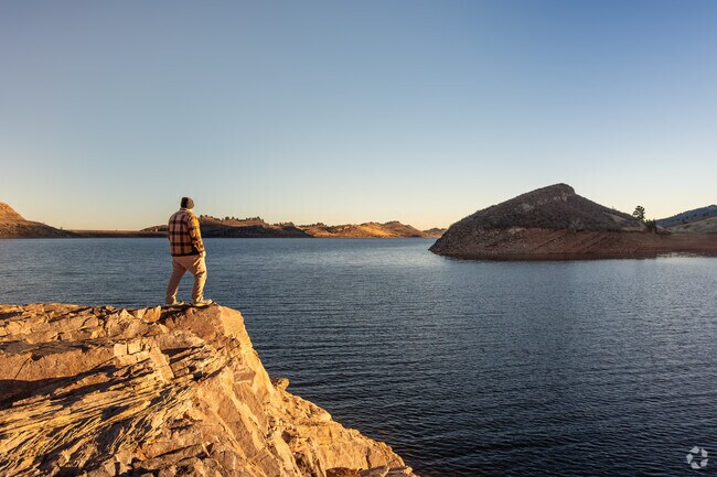 A short drive from Huntington Hills, Horse Tooth Reservoir provides additional outdoor r
