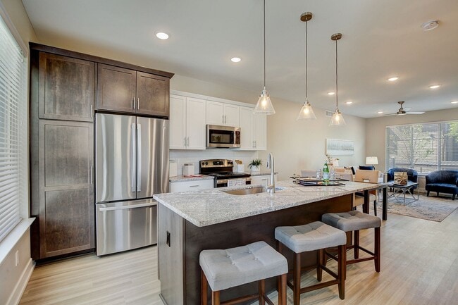 ReNew Franklin Hills, Southfield, MI 48034 - photo 5